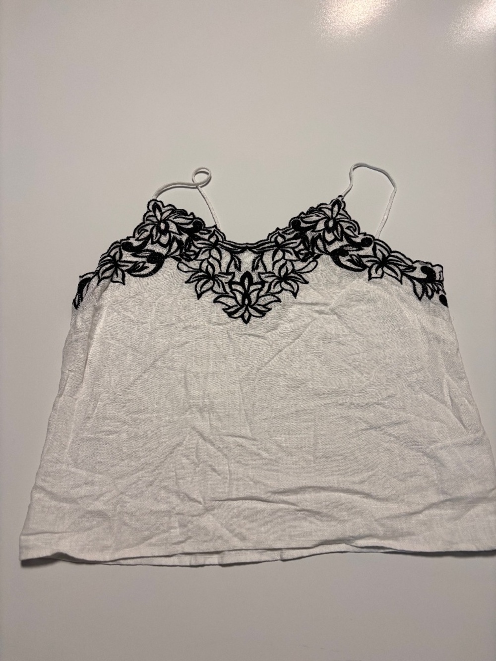 Womens Express White and Black Linen Embroidered Spaghetti Strap Blouse Size M